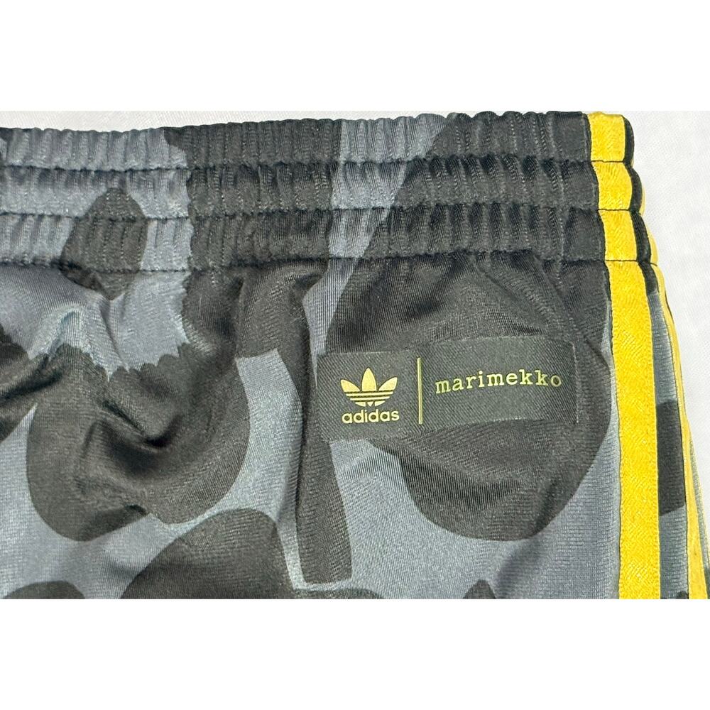 ADIDAS X MARIMEKKO FIREBIRD TRACK PANTS Sz Large Unikko Poppy Flower Black Gold - Picture 9 of 10